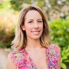 Mary Bonomo's Instagram, Twitter & Facebook