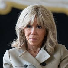 The Macallan rend hommage à Janet Harbinson à travers un film retraçant son  héritage