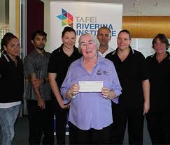 Cheque Donated To Ronald Mcdonald House Wagga Wagga Riverina Tafe Ronald Mcdonald House Wagga Wagga Ronald