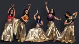 Thought i'd share a short dance demo i did with the bollywood/western fusion dance group i'm in (i'm there on the right). Bollywood Vibes Bollywood London Bollywood Dancers