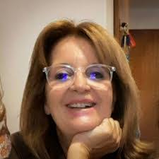 Sandra Colome's Instagram, Twitter & Facebook