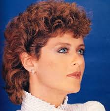 The sweeping bang softens the look without adding too much maintenance. Pin On 80s Hair