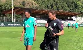 Jun 22, 2021 · norwich sign milot rashica from werder bremen for £9.4m to replace emiliano buendia. Manchester United Starlet Tahith Chong Trains With Werder Bremen Ahead Of Loan Move Aktuelle Boulevard Nachrichten Und Fotogalerien Zu Stars Sternchen