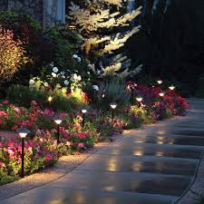 Fx luminaire is a leading manufacturer of landscape and architectural lighting products and in the advancement of led landscape lighting technology. Empress Led Pathway Light Dekor Lighting