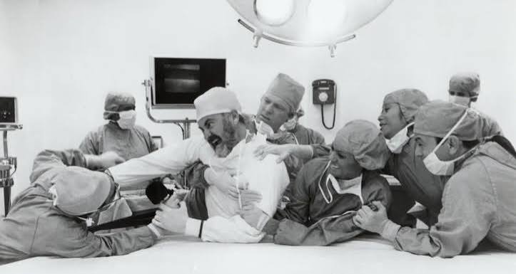 Young Doctors in Love (1982) — Soap operas get stuck with the bill – Mutant  Reviewers