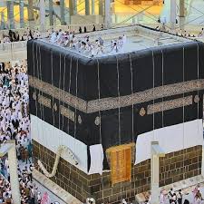 رفع الجزء السفلي من كسوة الكعبة.في هذا الموعد Ø£Ø«Ù†Ø§Ø¡ ØªØºÙŠÙŠØ± ÙƒØ³ÙˆØ© Ø§Ù„ÙƒØ¹Ø¨Ø© Ø§Ù„Ù…Ø´Ø±ÙØ© Ø§Ù„Ù„Ù‡Ù… Ø²Ø¯ Ù‡Ø°Ø§ Ø§Ù„Ø¨ÙŠØª ØªØ¹Ø¸ÙŠÙ…Ø§ Ùˆ ØªØ´Ø±ÙŠÙØ§ Masjid Al Haram Islamic Photo Masjid