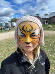 Carl Mann facepainting