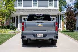 The 2021 silverado has six engine choices, eight trim levels and tons of capability. 2021 Chevrolet Silverado 1500 Adds New Multi Flex Tailgate And Trailering Enhancements
