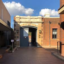 We did not find results for: Roadtrip2021 Dubbo Peak Hill Narromine And Wellington Liz Steel Liz Steel