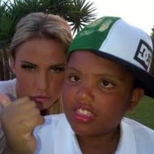 amy hawthorne (@AmyH_1991)