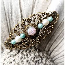 Diese haar dekoration blumen sind erhältlich in verschiedenen stilen wie haarschmuck, haargummi und so weiter. Verzierte Haarspange Vintage Stil