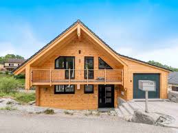 Jetzt nachdem einige musterhäuser aus massivholz besichtigt waren, fiel die wahl auf fullwood wohnblockhaus. Musterhaus Am Bachli Fullwood Wohnblockhaus