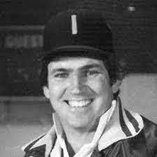 Damian Rippon's Instagram, Twitter & Facebook