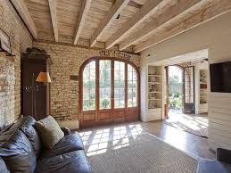 Charleston House Rental Carriage House With Old World European Feel Homeaway Charleston Homes Carriage House Doors Carriage House Plans