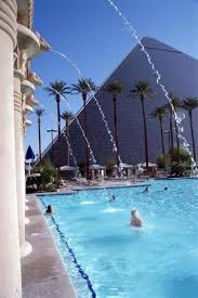 Luxor Las Vegas Hotel Las Vegas Hotels Luxor Las Vegas Las Vegas Pool