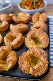 How To Make The Perfect Yorkshire Puddings To Go With Your Sunday Roast Use Plain Flour Allow The Batter Yorkshire Pudding Yorkshire Pudding Recipes Recipes