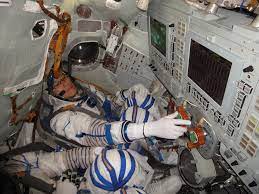 その2「ロシアからハラショー！」:新米宇宙飛行士最前線！ - 宇宙ステーション・きぼう広報・情報センター - JAXA
