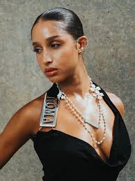 A Summer Evening in New York. SS'25