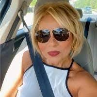 Adela Carpenter's Instagram, Twitter & Facebook