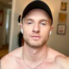 Levi Wetherington's Instagram, Twitter & Facebook