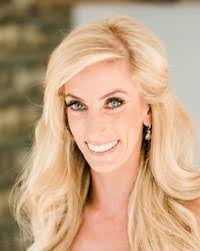 Miranda Savage's Instagram, Twitter & Facebook