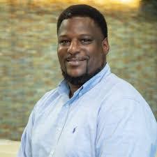 Derrick Roach's Instagram, Twitter & Facebook