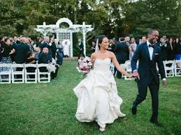 Average Cost Of A Wedding In California Wedding Inspiration Fall Budget Wedding Average Wedding Costs