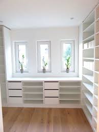 Das pultdachhaus mit über 130 m² grundriss bauen. Ankleidezimmer Einrichten Gestalten