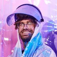 Jesse Bull's Instagram, Twitter & Facebook