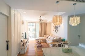 Such home decor is also referred to as a coastal or cottage decor. Home Decor Items You Must Have