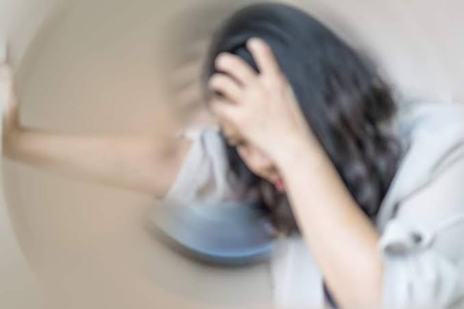 ChoÃ¡ng hoáº·c ngáº¥t kÃ¨m ra mÃ¡u cáº§n Ä‘Æ°á»£c Ä‘Ã¡nh giÃ¡ sá»›m