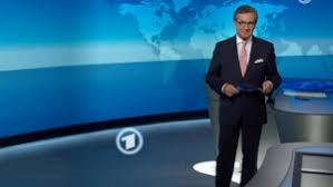 Er war seit oktober 2004 chefsprecher der tagesschau im ersten deutschen fernsehen und übergab seine funktion gleichzeitig mit seinem. Jan Hofer Spricht Uber Babygluck Das Halt Mich Jung