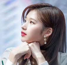twice sana おしゃれまとめの人気アイデア pinterest raima9898 twice サナ サナ アーバンスタイル