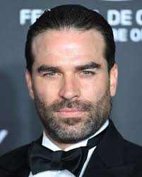 RecordandoTelenovelas #MundoDeFieras (2006) Es una telenovela mexicana  producida por Salvador Mejía para Televisa en el año 2006. Protagonizada  por Gaby Espino, César Évora, Sara Maldonado y Sebastián Rulli; y con las  participaciones