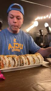 6 saumon roll cheese 6 spring roll thon cuit 2 nigiri saumon 2 nigiri thon 2 nigiri crevette. Deli Sushi Desserts Home San Diego California Menu Prices Restaurant Reviews Facebook
