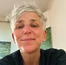 In-Bodied Psychotherapy