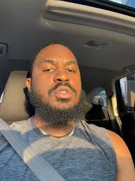 3️⃣0️⃣ 🎈+ some outtakes throughout the year. Here's to a new era of myself  & decades! 🥂🙏🏾