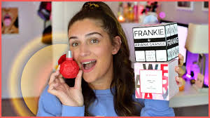 Sweet like candy from 2016 is the third fragrance from singer ariana grande, after the debut ari from 2015 and unisex edition named after her brother frankie from 2016. Ariana Grande Sweet Like Candy Limited Edition And Frankie Unboxing Amber Greaves Youtube