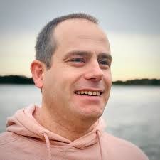 Eric Dockstader's Instagram, Twitter & Facebook