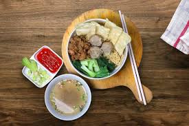 Gendar pecel cara membuat gendar pecel sesungguhnya sangat sederhana, tak jauh beda dengan membuat pecel sayuran. Kurasi Kompasiana Mi Panjang Umur Penuh Makna Mi Lontong Pical Khas Padang Resep Praktis Mi Rebus Istimewa Halaman All Kompas Com
