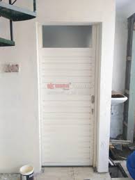 Karena, nikanya cukup besar sehingga memungkinkan cahaya masuk lebih banyak. Pintu Kamar Mandi Aluminium Di Jl Wirosaban Barat Yogyakarta Nirwana Group Yogyakarta