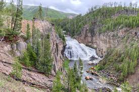 Yellowstone national park is a national park in the united states. Complete Guide To Visiting Yellowstone National Park