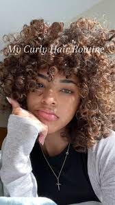 Renee Amato (amatorenee)