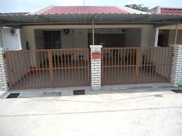 The nearest airport is sultan ismail airport, 14 miles from zan homestay jb. Homestay Tampoi Jb Home Facebook