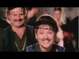 Άδεια ενώ πιο ανατολικά στον δρόμο προς σάρτη îºîî. Htane Kapoios An8rwpos Alikh Boygioyklakh Greek Music Music Movies