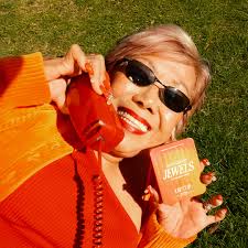 Nita Freeman's Instagram, Twitter & Facebook