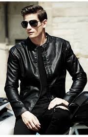 The Most Luxury Brands In The World Available Online Now At Luxury And Vintage Madrid Hombres Chaqueta De Cuero Chaqueta De Cuero Hombre Estilo De Ropa Hombre