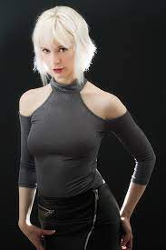 I think susana and dayana are total babes. Phottix Indra500 Ttl Studio Light Review Shutterbug