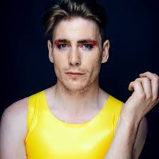 Alan Mcelroy's Instagram, Twitter & Facebook