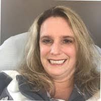 Stacy Hollister's Instagram, Twitter & Facebook